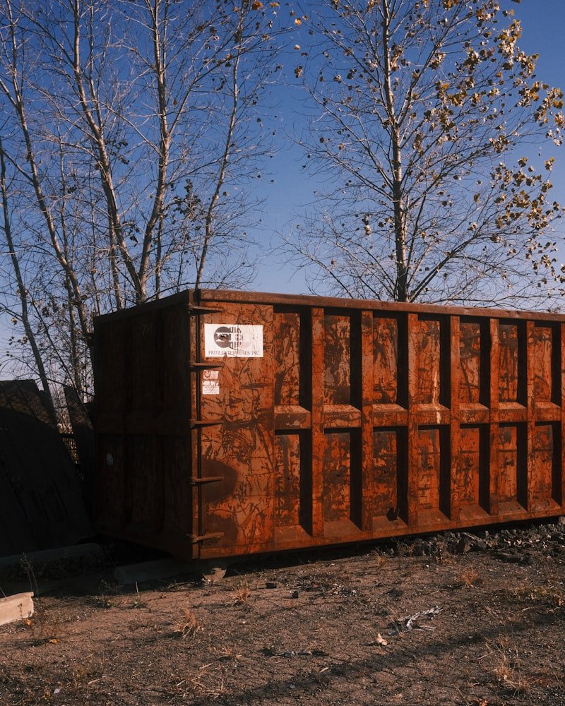 Industrial roll-off dumpster in an Ottawa lot, ready for residential and commercial delivery
